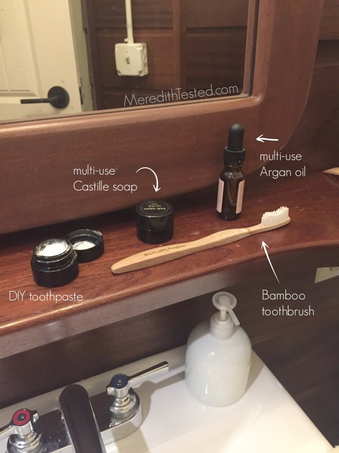 minimalist zero waste travel